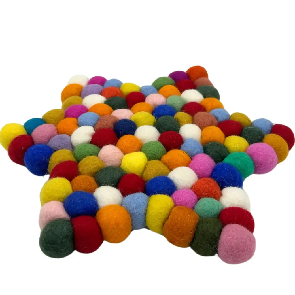 Felt Ball Star Centre Mat – Multi Colour | www.artisangoods.co.uk 3 Felt Ball Star Centre Mat – Multi Colour | www.artisangoods.co.uk 3