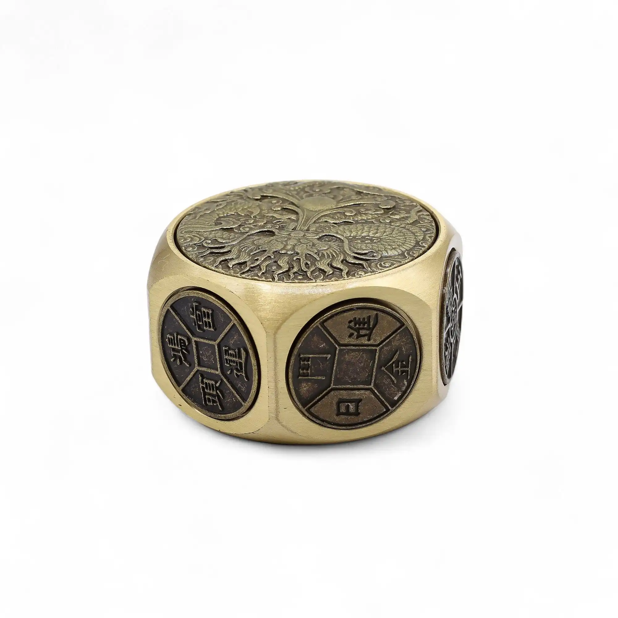 Feng Shui Fortune – Dragon Dice – Power & Wealth | www.artisangoods.co.uk 2 Feng Shui Fortune – Dragon Dice – Power & Wealth | www.artisangoods.co.uk 1