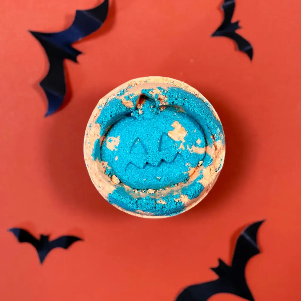 Fennel & Orange Halloween Bath Bomb | www.artisangoods.co.uk 3 Fennel & Orange Halloween Bath Bomb | www.artisangoods.co.uk 3