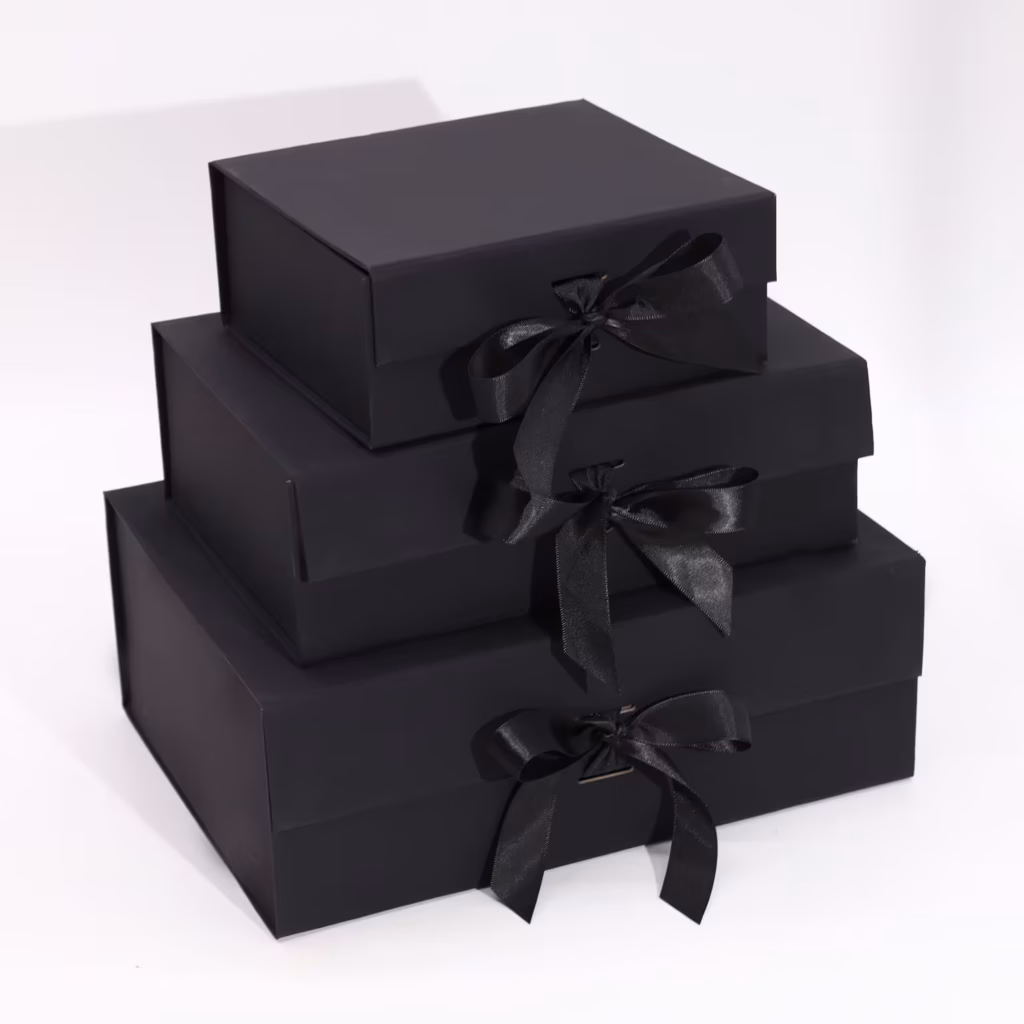 Flat Pack Gift Box – Large (28.2×20.2×9.2cm) – Black | www.artisangoods.co.uk 5 Flat Pack Gift Box – Large (28.2×20.2×9.2cm) – Black | www.artisangoods.co.uk 5