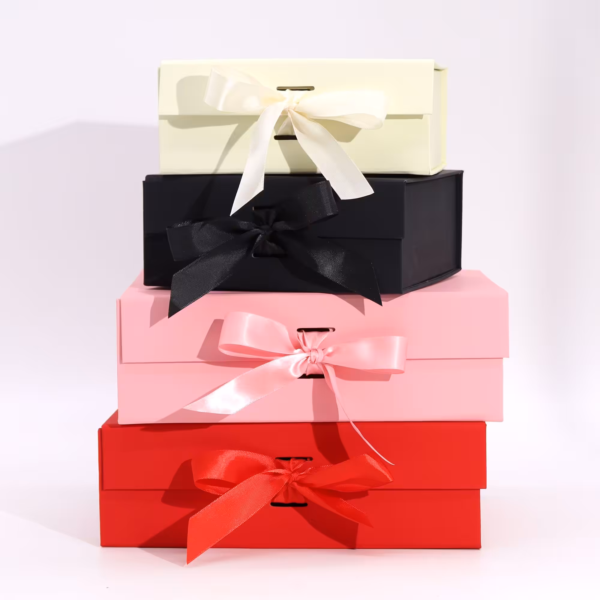 Flat Pack Gift Box – Large (28.2×20.2×9.2cm) – Pink | www.artisangoods.co.uk 2 Flat Pack Gift Box - Large (28.2x20.2x9.2cm) - Pink