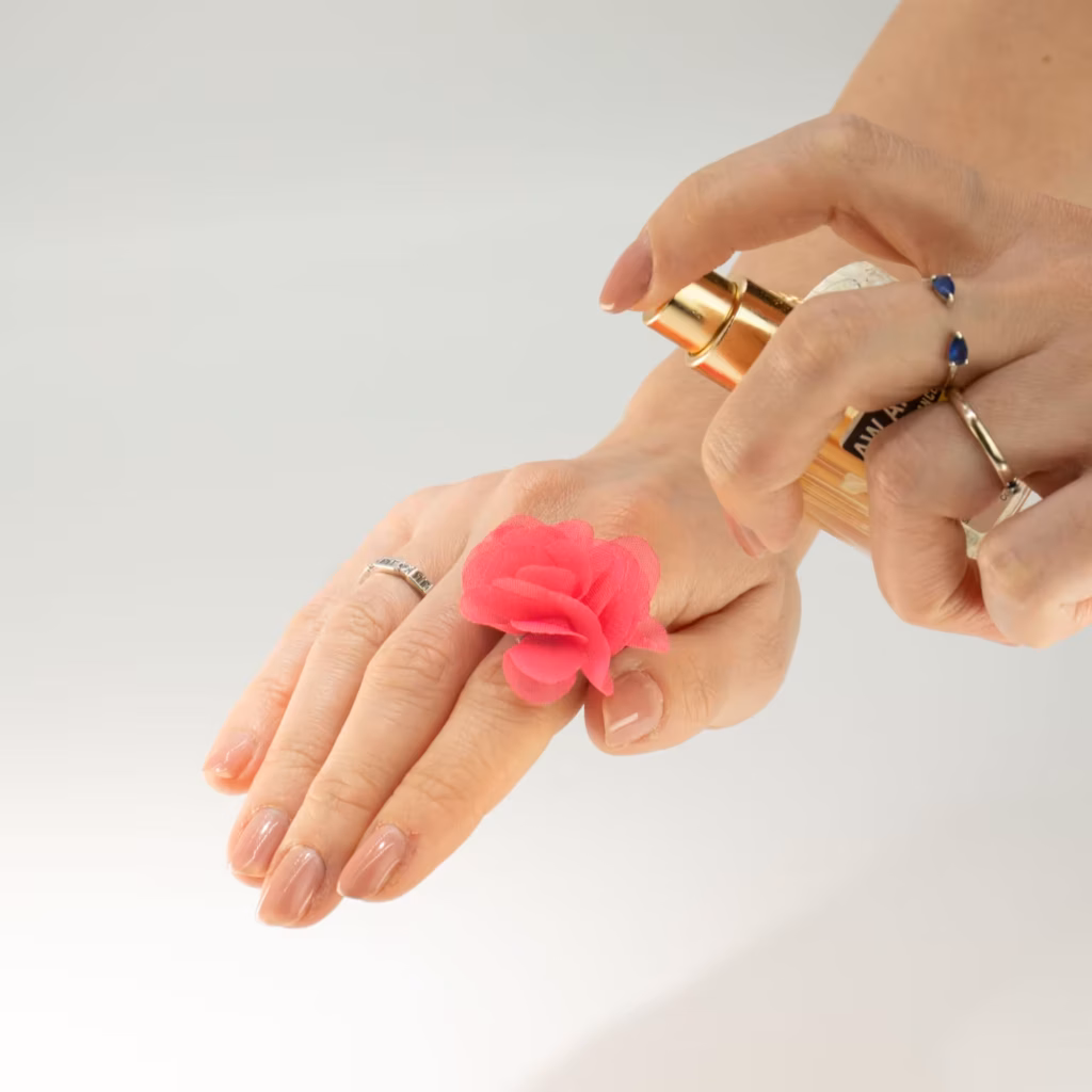 Fragrance Chiffon Diffuser Rings – Pink | www.artisangoods.co.uk 3