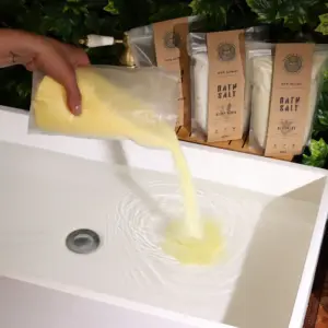 Greenman Rituals Vitamin C & Mandarin Epsom Bath Salt – Glow & Go | www.artisangoods.co.uk 2