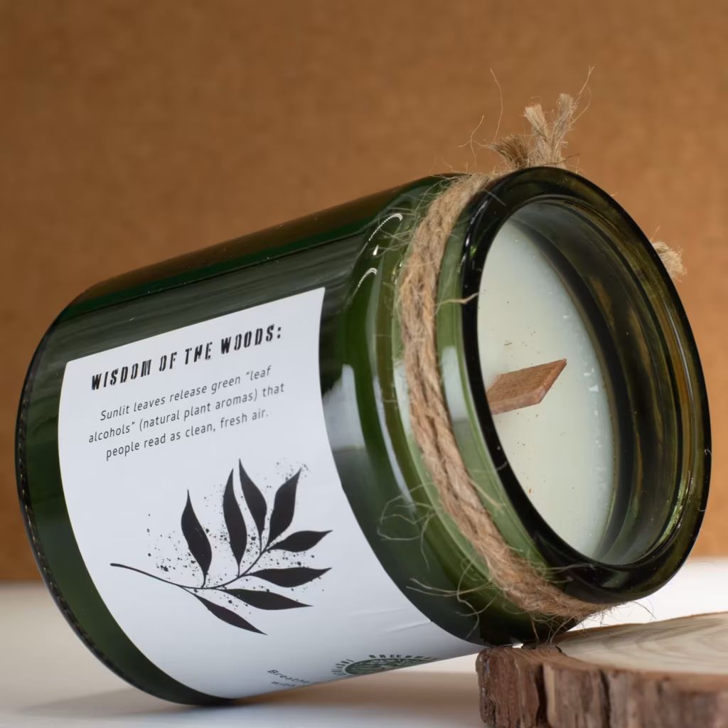 Greenman Woodwick Soy Candle – Leaves & Linen | www.artisangoods.co.uk 4