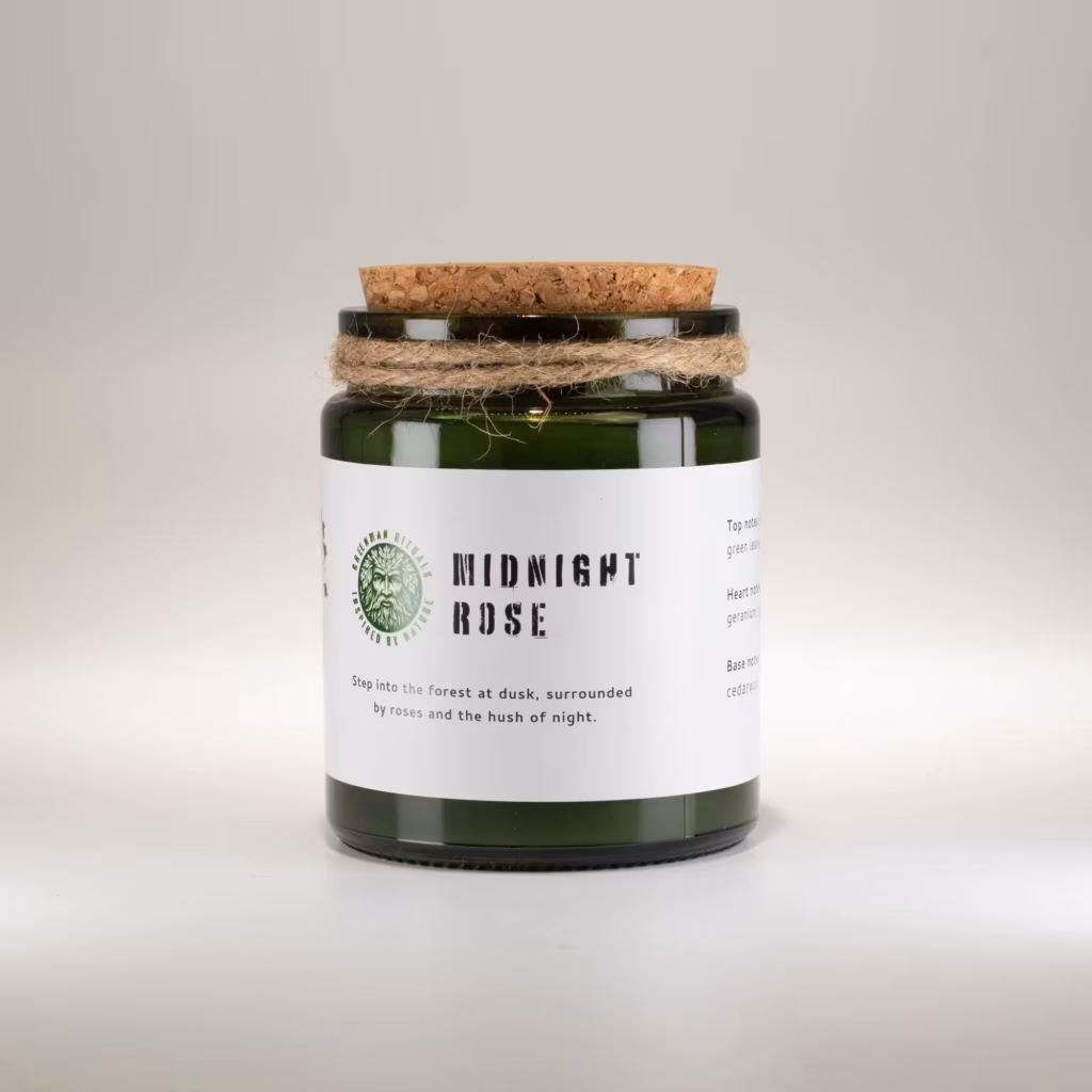 Greenman Woodwick Soy Candle – Midnight Rose | www.artisangoods.co.uk 4