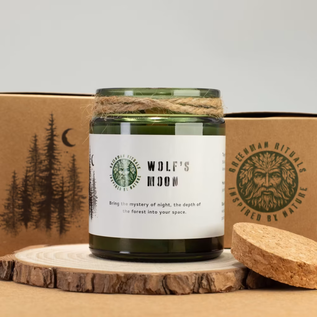 Greenman Woodwick Soy Candle – Wolf’s Moon | www.artisangoods.co.uk 5 Greenman Woodwick Soy Candle – Wolf’s Moon | www.artisangoods.co.uk 5