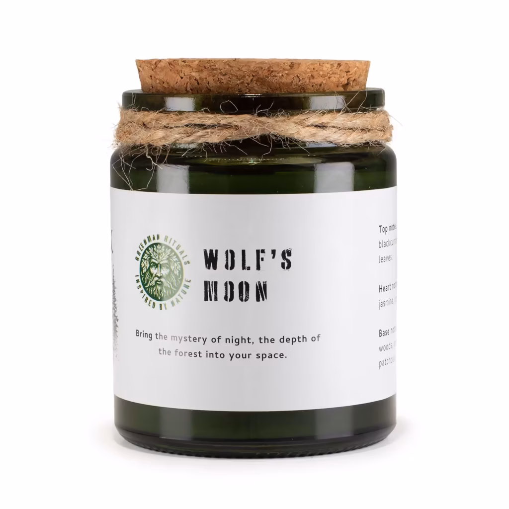 Greenman Woodwick Soy Candle – Wolf’s Moon | www.artisangoods.co.uk