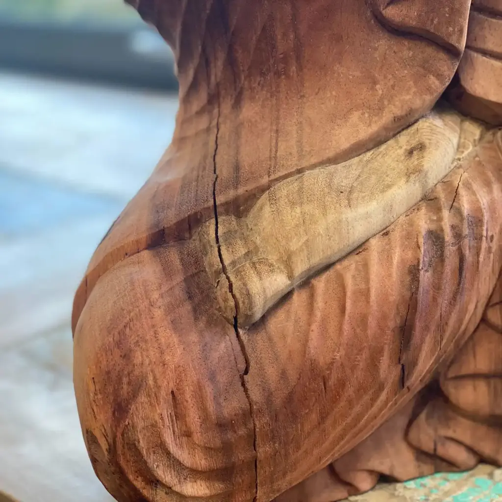 Hand Carved Buddha Statue – 25cm Thinking | www.artisangoods.co.uk 7 Hand Carved Buddha Statue – 25cm Thinking | www.artisangoods.co.uk 7