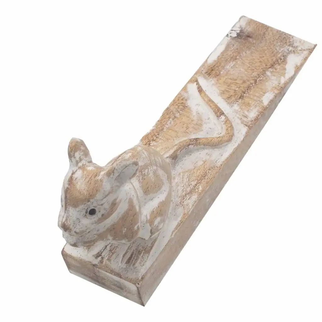 Hand carved Doorstop – Dormouse | www.artisangoods.co.uk 3