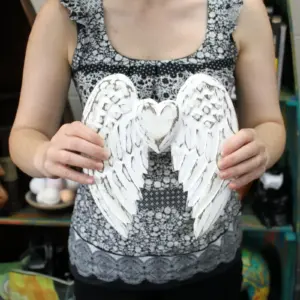 Hand Crafted Double Angel Wing & Heart – 24cm | www.artisangoods.co.uk 4