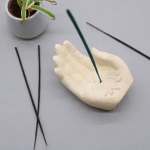 Hand Incense Burner – Lotus (white) | www.artisangoods.co.uk 3