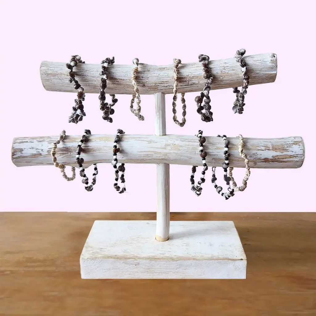 Handmade Friendship Bracelets – Tiny Besti Beach Shells (asst) | www.artisangoods.co.uk 3 Handmade Friendship Bracelets – Tiny Besti Beach Shells (asst) | www.artisangoods.co.uk 3