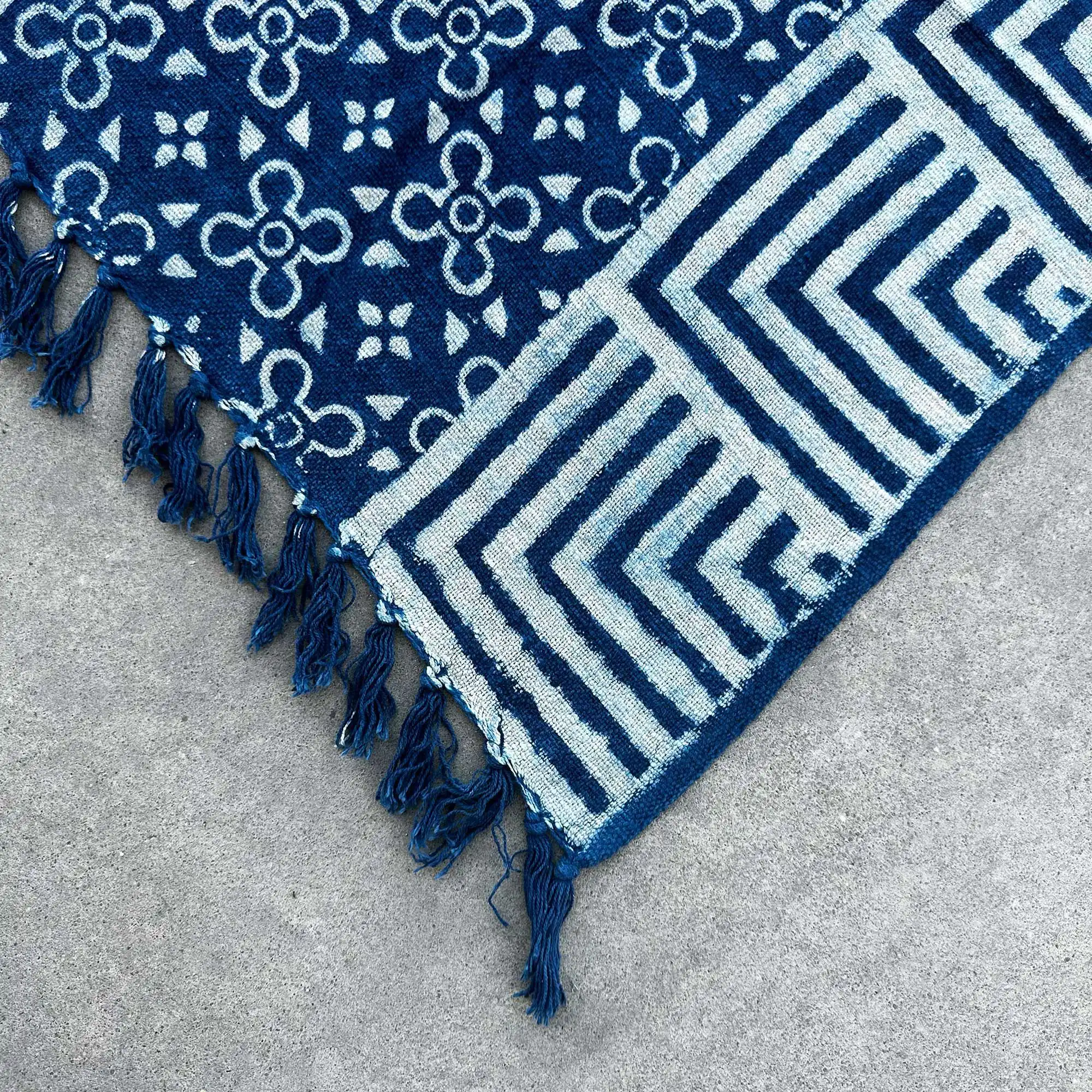 Handmade Indigo Throw – 170x120cm – Kasba Tiles | www.artisangoods.co.uk 5 Handmade Indigo Throw – 170x120cm – Kasba Tiles | www.artisangoods.co.uk 4