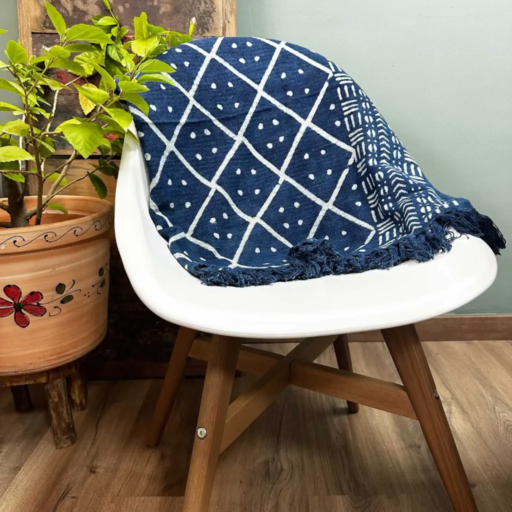 Handmade Indigo Throw – 170x120cm – Midnight Heerak | www.artisangoods.co.uk 2