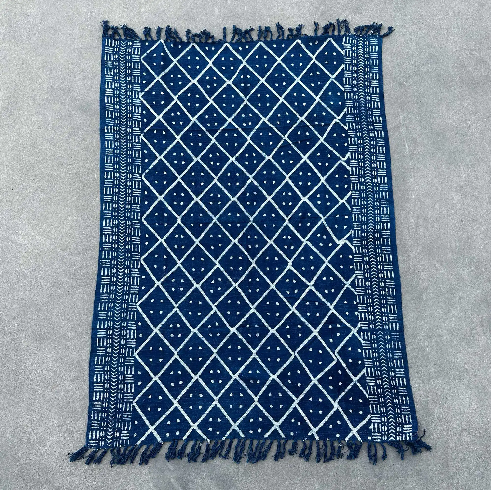 Handmade Indigo Throw – 170x120cm – Midnight Heerak | www.artisangoods.co.uk 5 Handmade Indigo Throw – 170x120cm – Midnight Heerak | www.artisangoods.co.uk 4