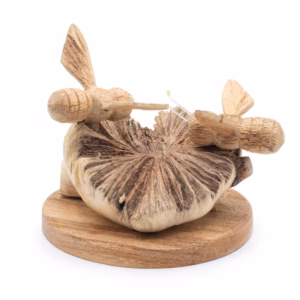 Handmade Parasite Wood Art Carving – Bees in The Works | www.artisangoods.co.uk 3