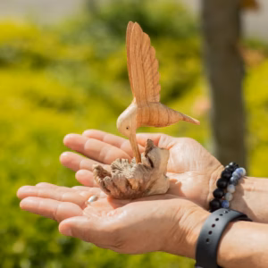 Handmade Parasite Wood Art Carving – Nectar Drinking Hummingbird | www.artisangoods.co.uk 3
