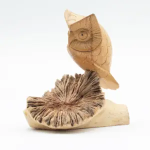Handmade Parasite Wood Art Carving – Owl Watching | www.artisangoods.co.uk 5