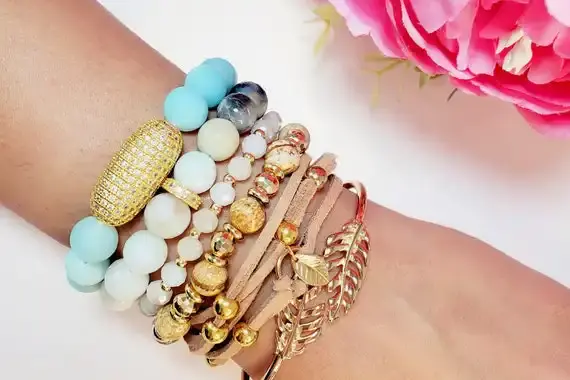 Layering Bracelets: A Guide to Effortless Boho Style