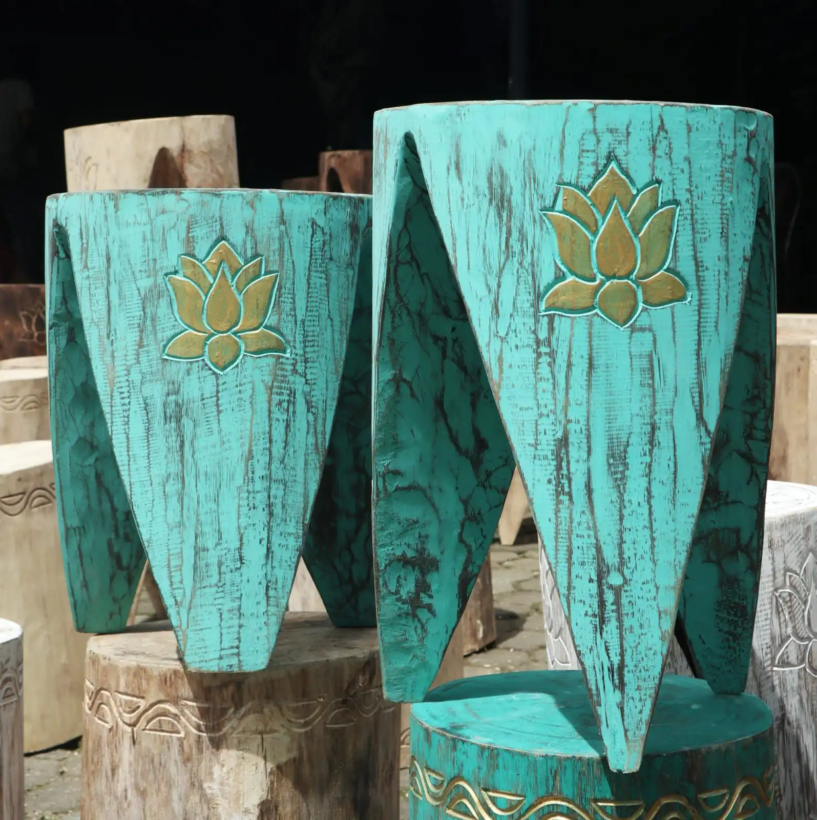 Interlocking Table/Stool set of 2 – Lrg Turquoise | www.artisangoods.co.uk 6 Interlocking Table/Stool set of 2 – Lrg Turquoise | www.artisangoods.co.uk 5