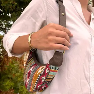 Jacquard Hobo Bag – Rich Browns (brown strap) | www.artisangoods.co.uk 4