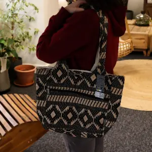 Jacquard Natural Bags – Desert Loom – Wander Muse Bag | www.artisangoods.co.uk 4