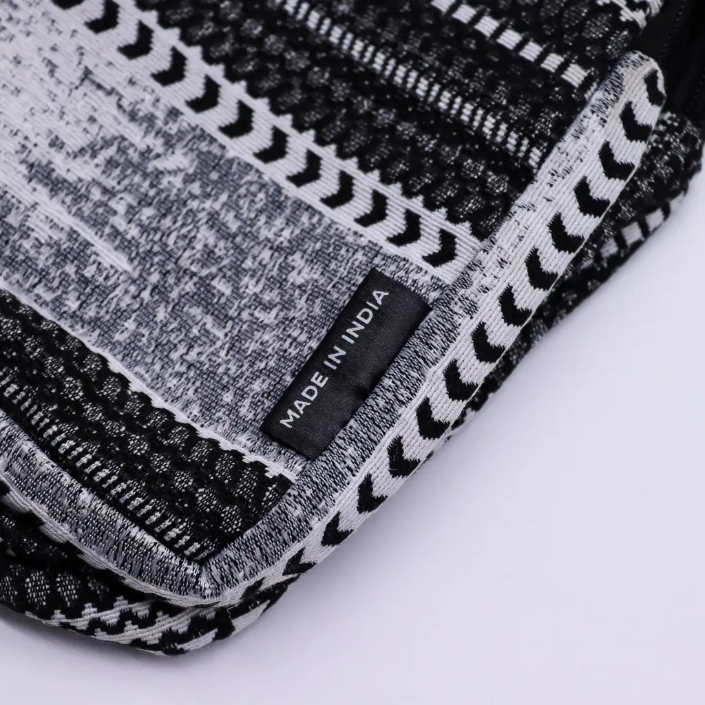 Jacquard Natural Bags – Urban Caravan – Cross Bag | www.artisangoods.co.uk 2