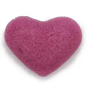 Konjac Heart Sponge – Lavender | www.artisangoods.co.uk 1