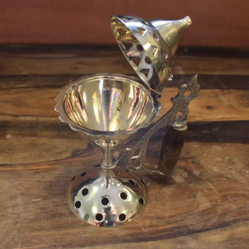 Large Cone Burner with Handle | www.artisangoods.co.uk 6