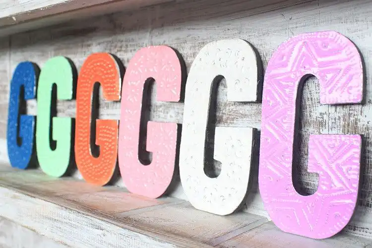 Letter “G” – Assorted Colours – 15cm | www.artisangoods.co.uk 4 Letter “G” – Assorted Colours – 15cm | www.artisangoods.co.uk 3