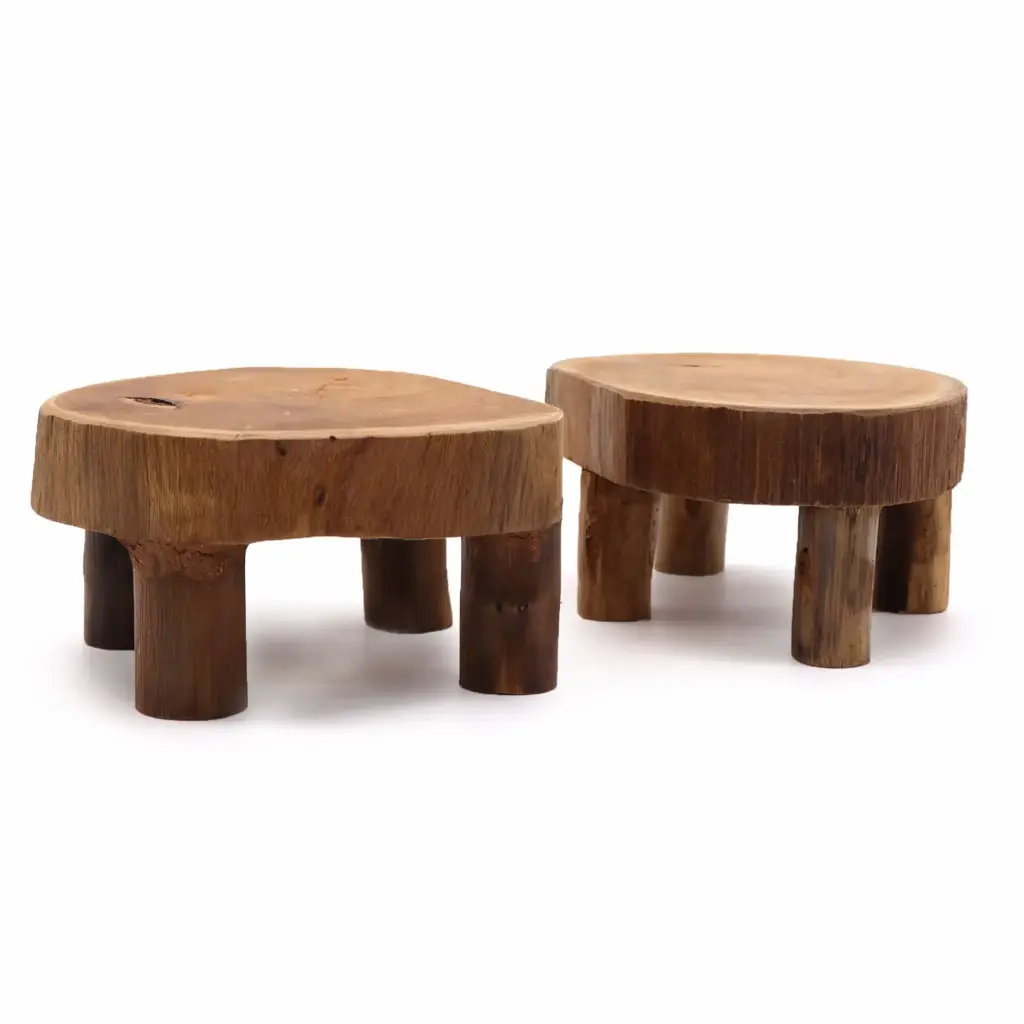 Low Teak Pad Display – 24x10cm | www.artisangoods.co.uk