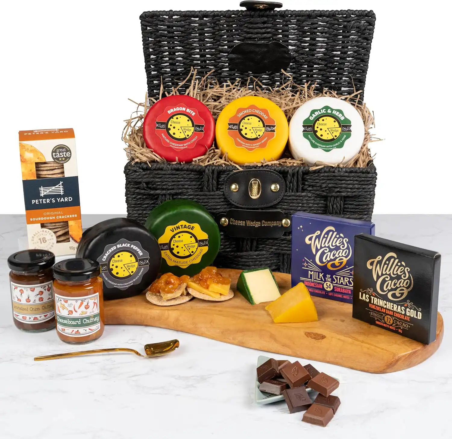 Luxury Artisan Cheese Hamper | www.artisangoods.co.uk 1