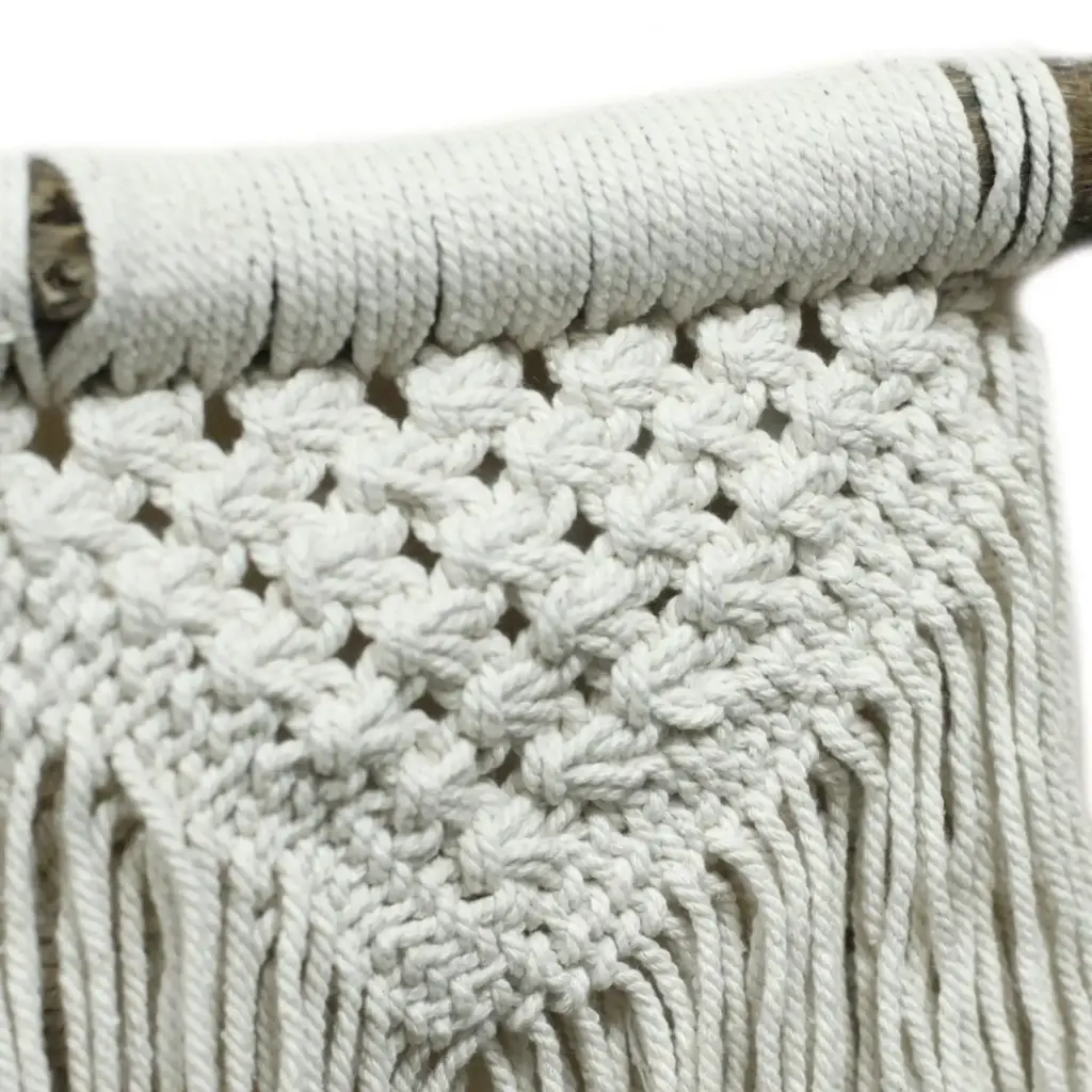 Macrame Wall Hanging – Natural Abundance | www.artisangoods.co.uk 8 Macrame Wall Hanging – Natural Abundance | www.artisangoods.co.uk 8