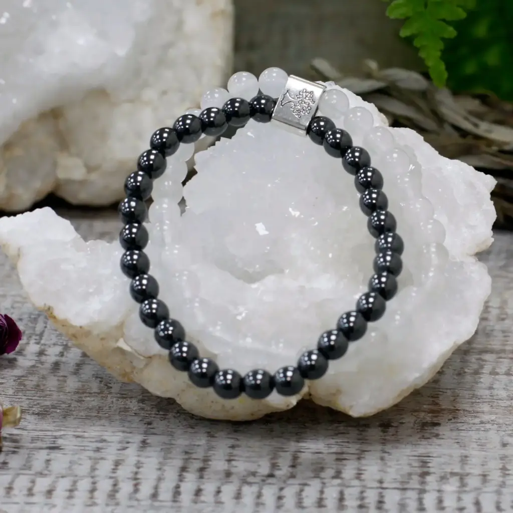 Magnetic Gemstone Bracelet – Rock Quartz | www.artisangoods.co.uk 5 Magnetic Gemstone Bracelet – Rock Quartz | www.artisangoods.co.uk 5