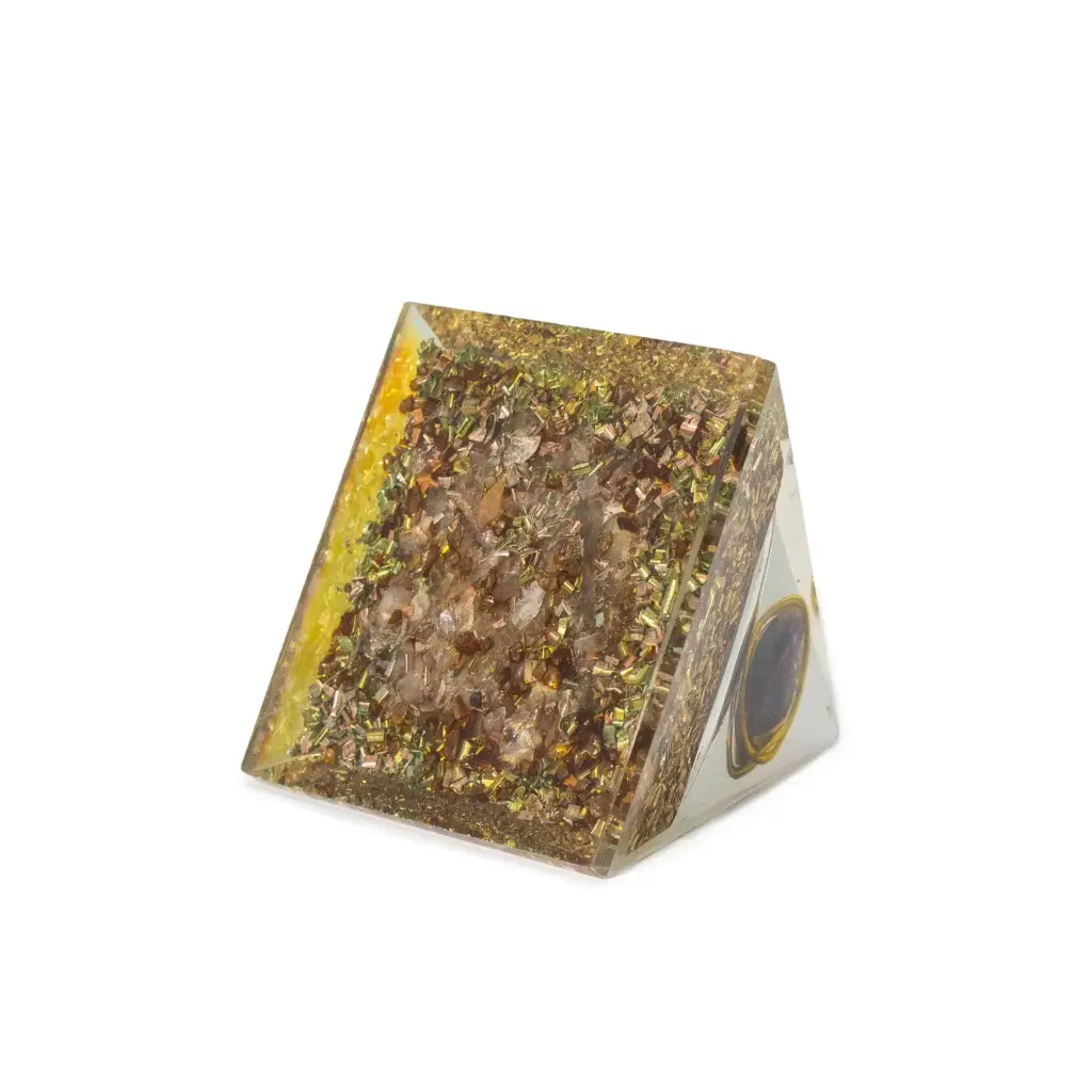 Med Organite Pryamids 7x6cm – Wrapped Amythist – Copper Chips | www.artisangoods.co.uk 4