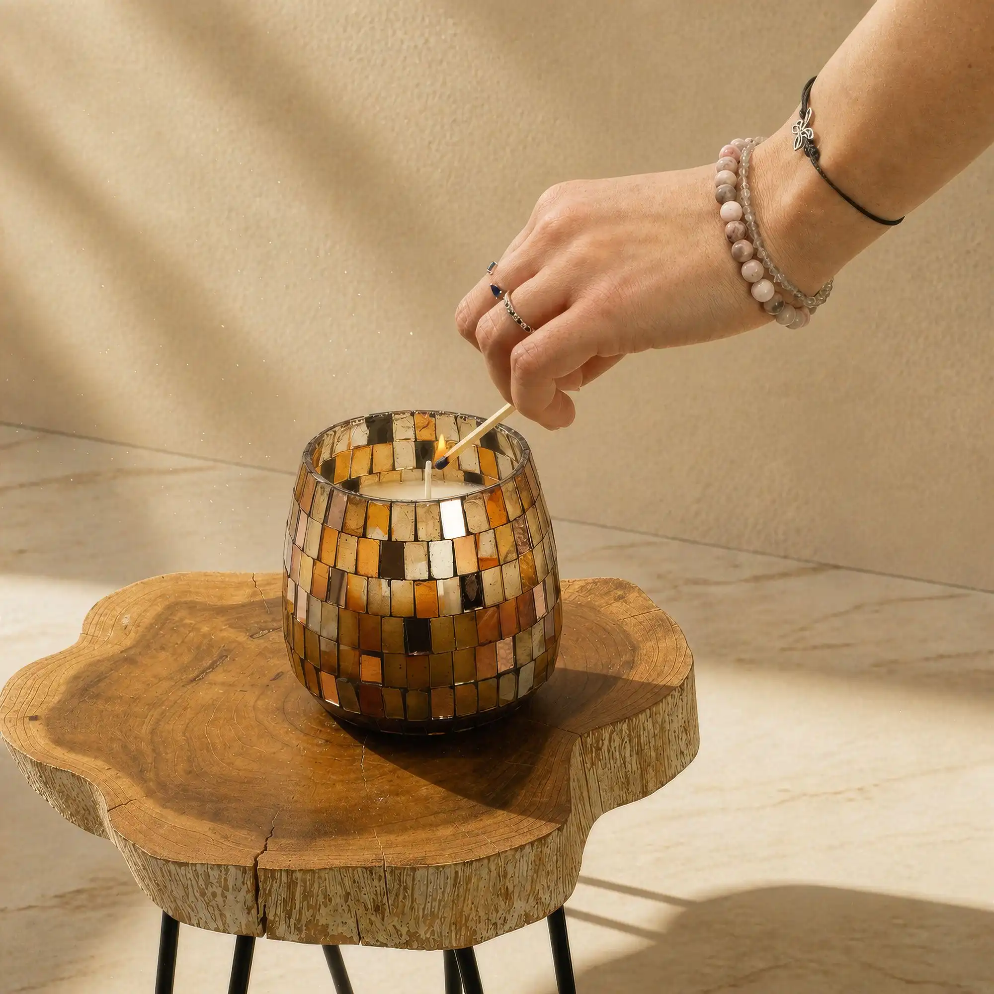 Medium Glass Jar Candles – Amber Mosaic | www.artisangoods.co.uk 4 Medium Glass Jar Candles - Amber Mosaic - Image 3