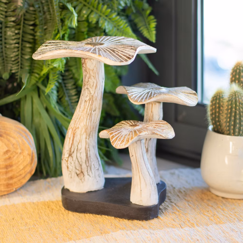 Medium Golden Mushroom Art – 25cm – Whitewash | www.artisangoods.co.uk 3 Medium Golden Mushroom Art – 25cm – Whitewash | www.artisangoods.co.uk 3
