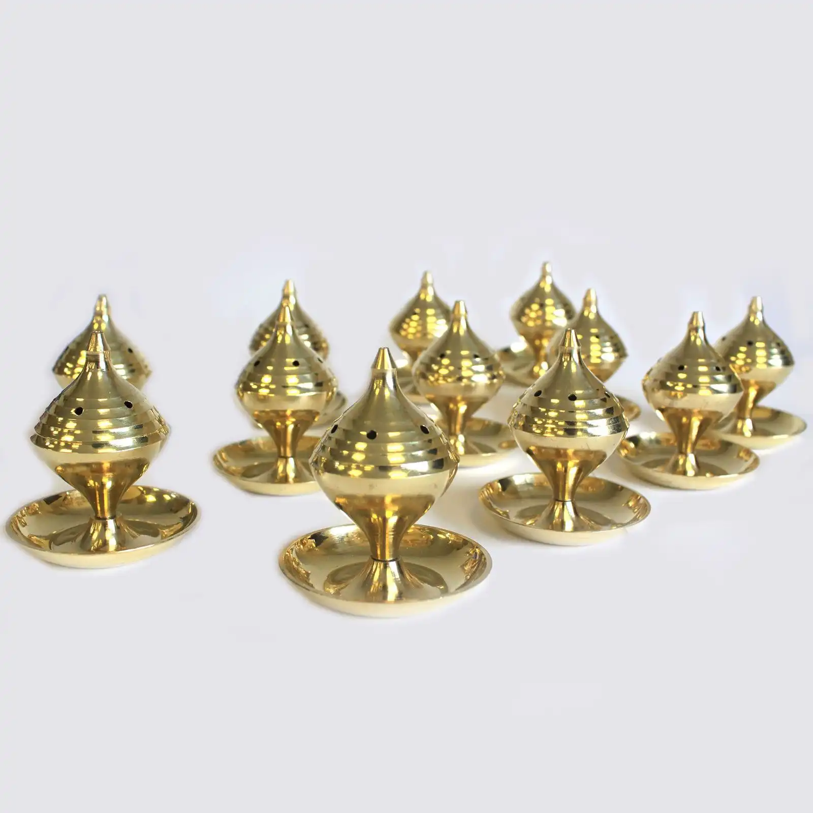 Medium Incense Burner | www.artisangoods.co.uk 6 Medium Incense Burner | www.artisangoods.co.uk 5