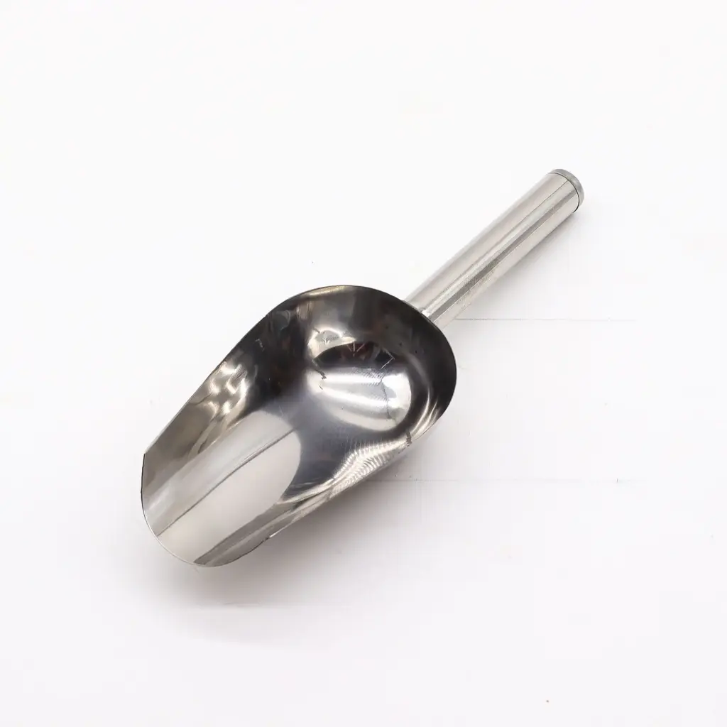 Metal Scoop (1 only) | www.artisangoods.co.uk 2