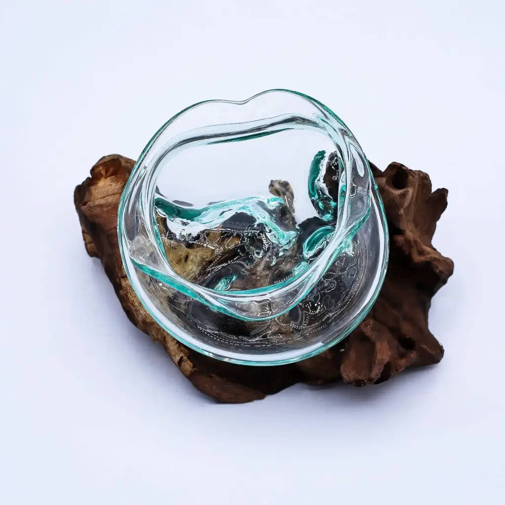 Molten Glass Wavy Bowl on Wood 18cm | www.artisangoods.co.uk 5