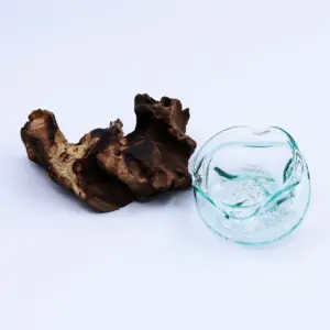 Molten Glass Wavy Bowl on Wood 18cm | www.artisangoods.co.uk 6