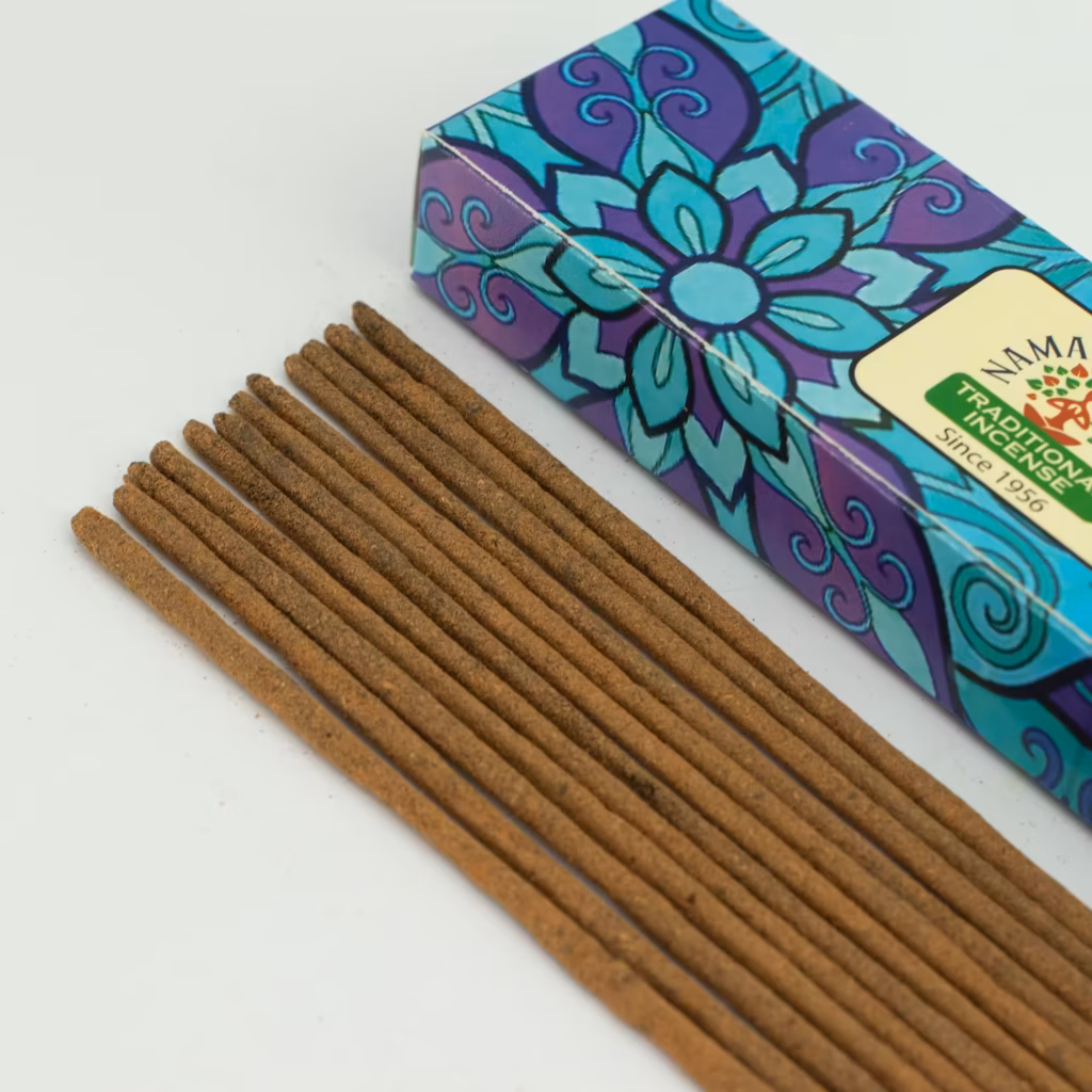 Namaste Mandala Masala Incense – Copal White | www.artisangoods.co.uk 4 Namaste Mandala Masala Incense – Copal White | www.artisangoods.co.uk 4