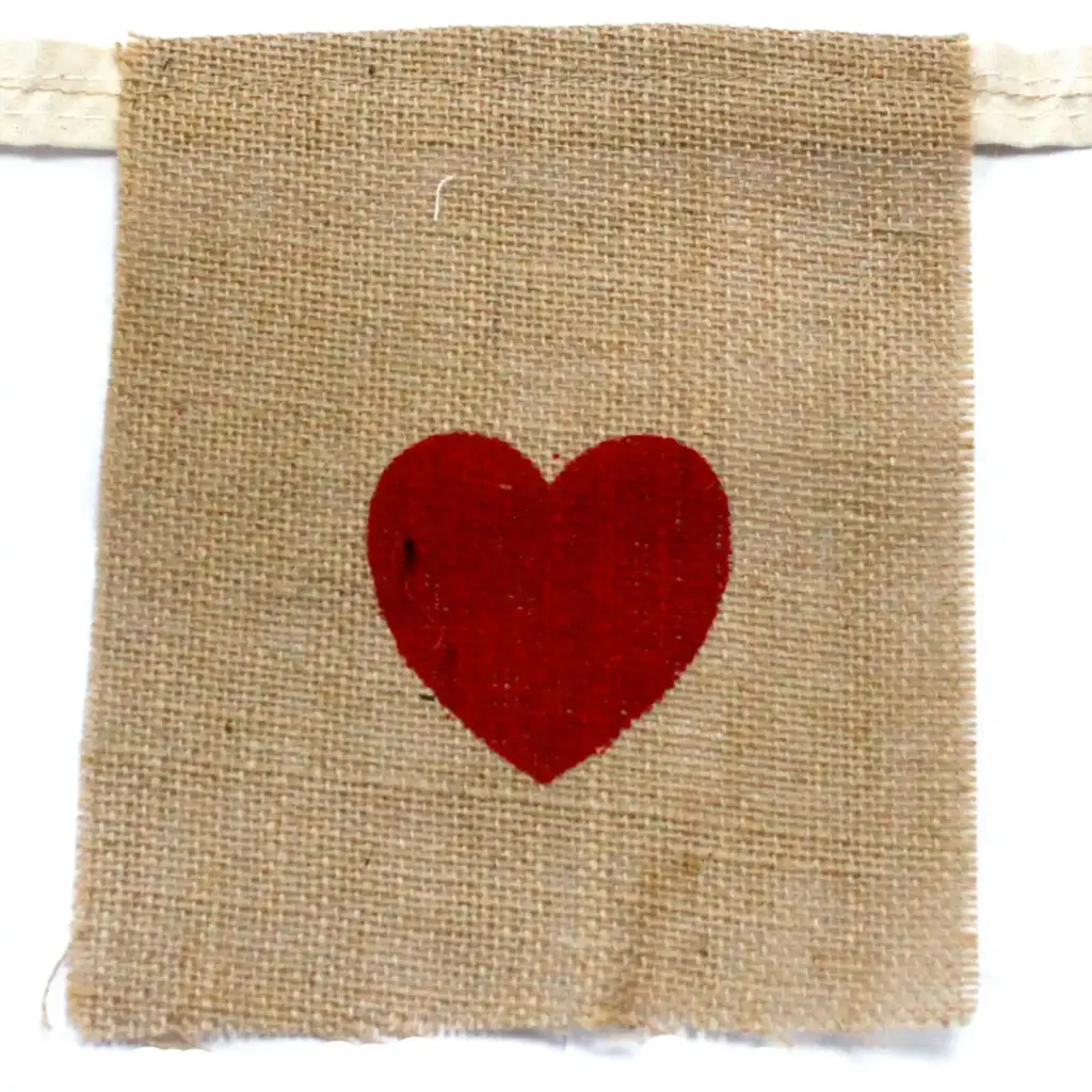 Natural Bunting I LOVE YOU (large with hearts) | www.artisangoods.co.uk Natural Bunting I LOVE YOU (large with hearts) | www.artisangoods.co.uk