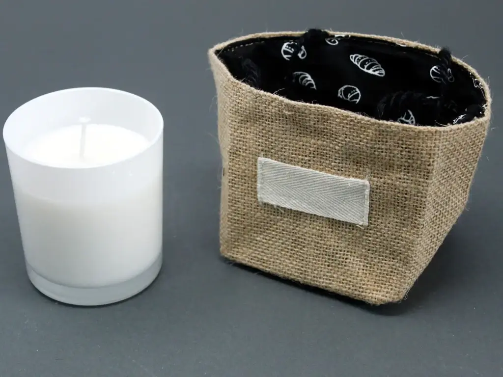 Natural Jute Cotton Gift Bag – Black Lining – Medium | www.artisangoods.co.uk 4