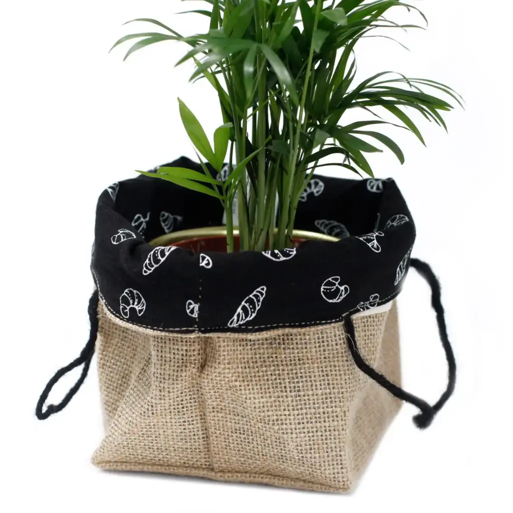 Natural Jute Cotton Gift Bag – Black Lining – Medium | www.artisangoods.co.uk