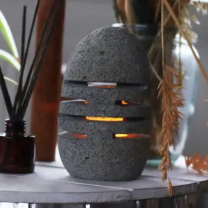 Natural Riverstone Candle Holder – Standing Stone Cut | www.artisangoods.co.uk 5