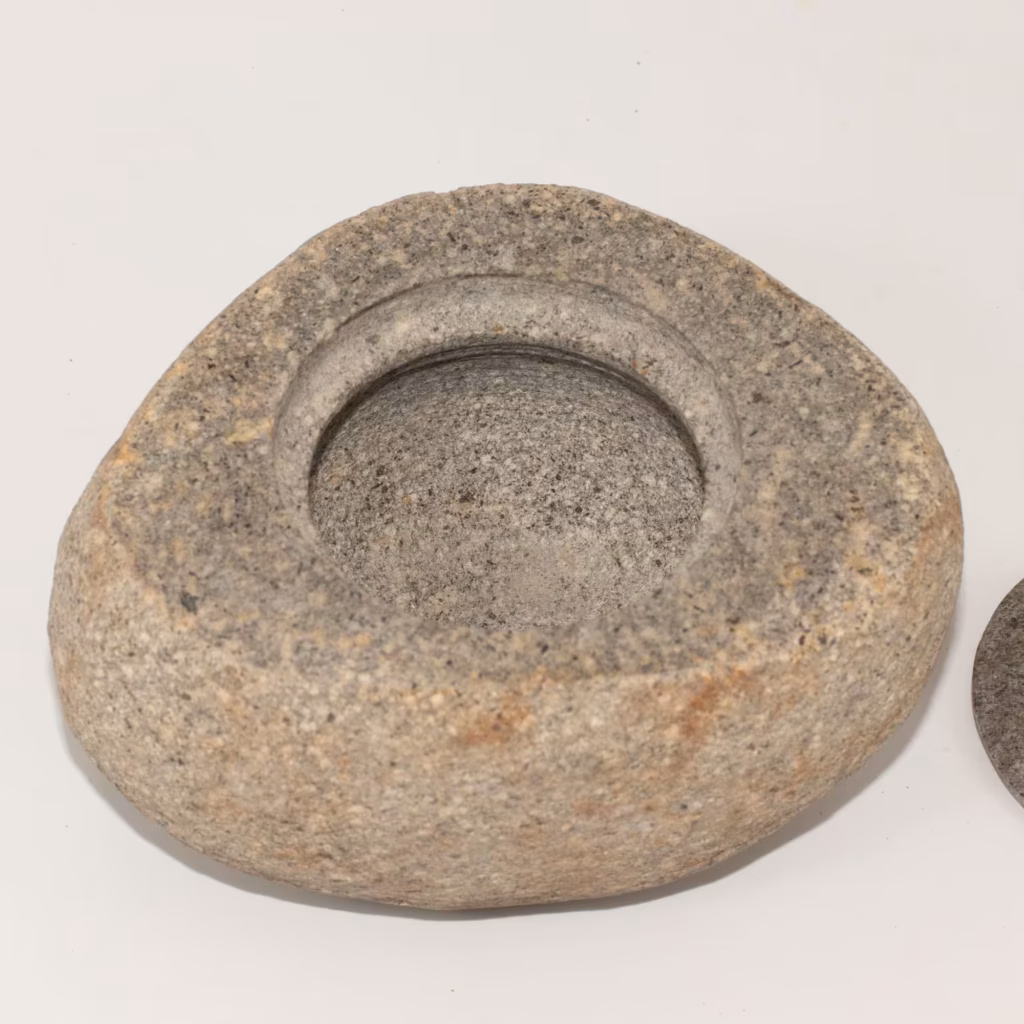 Natural Riverstone Grounding Pot – Large (aprox 15x12cm) | www.artisangoods.co.uk 4 Natural Riverstone Grounding Pot – Large (aprox 15x12cm) | www.artisangoods.co.uk 4