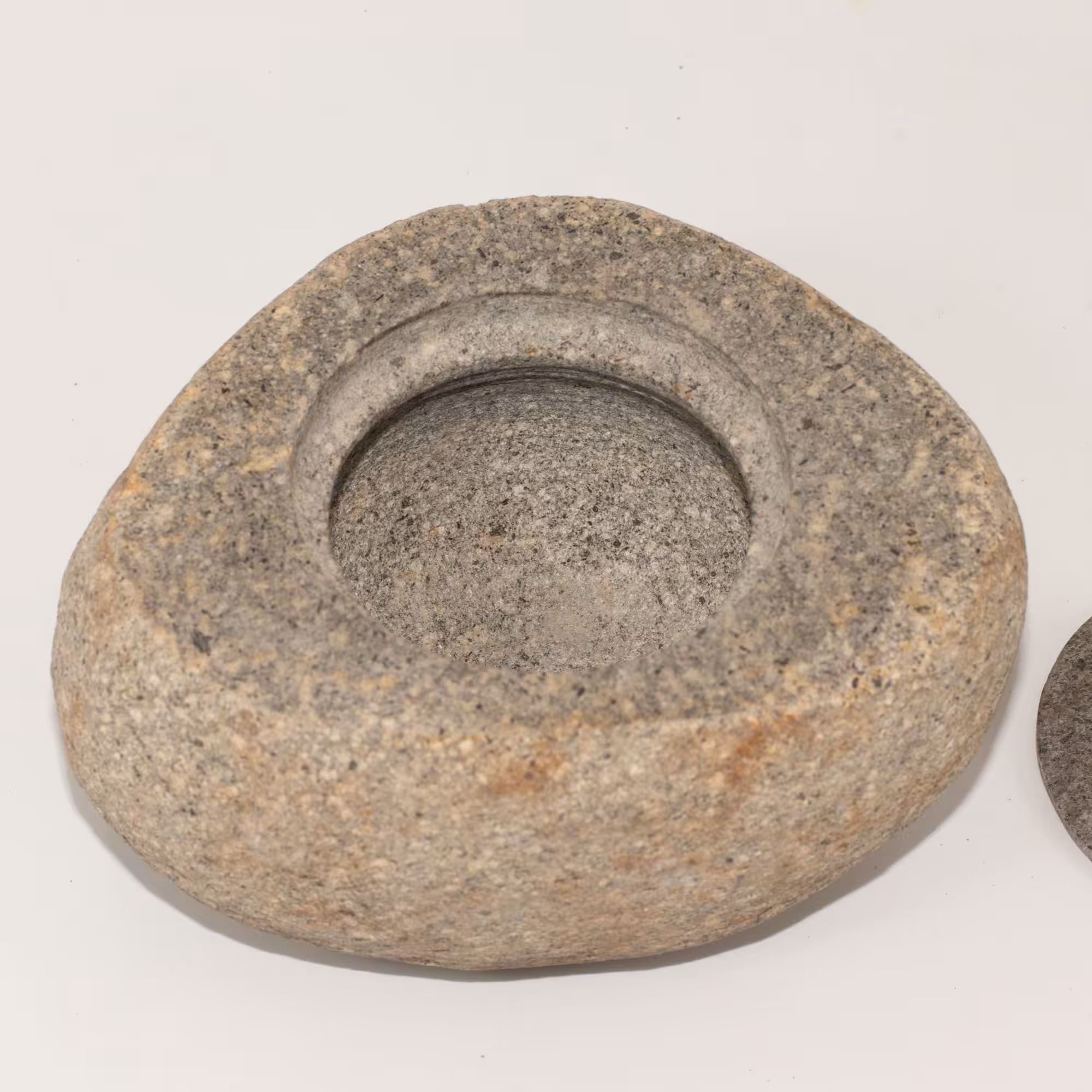 Natural Riverstone Grounding Pot – Large (aprox 15x12cm) | www.artisangoods.co.uk 5 Natural Riverstone Grounding Pot - Large (aprox 15x12cm) - Image 4