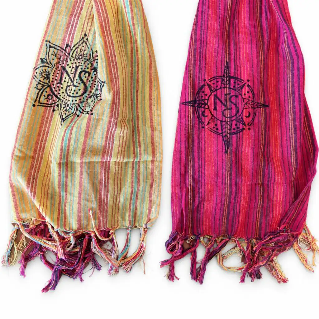 Nomad Sari - Travel Blessing Scarf - 170x50cm - Kathmandu Farewell