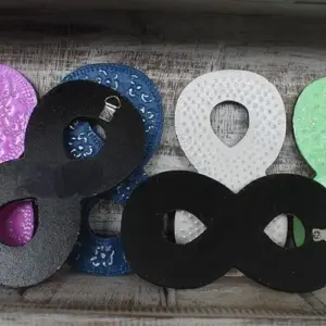 Number “8” – Assorted Colours – 15cm | www.artisangoods.co.uk 6